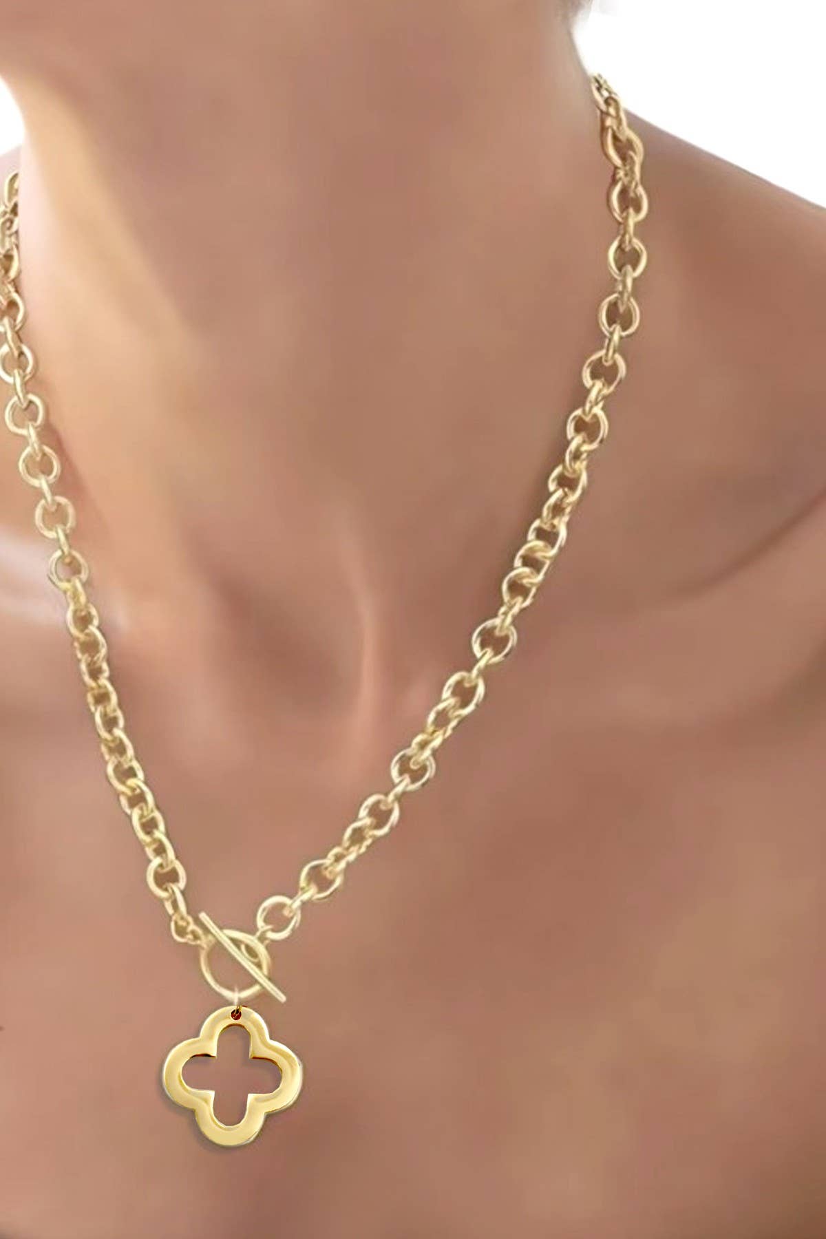 Tarnish Free Clover Pendant