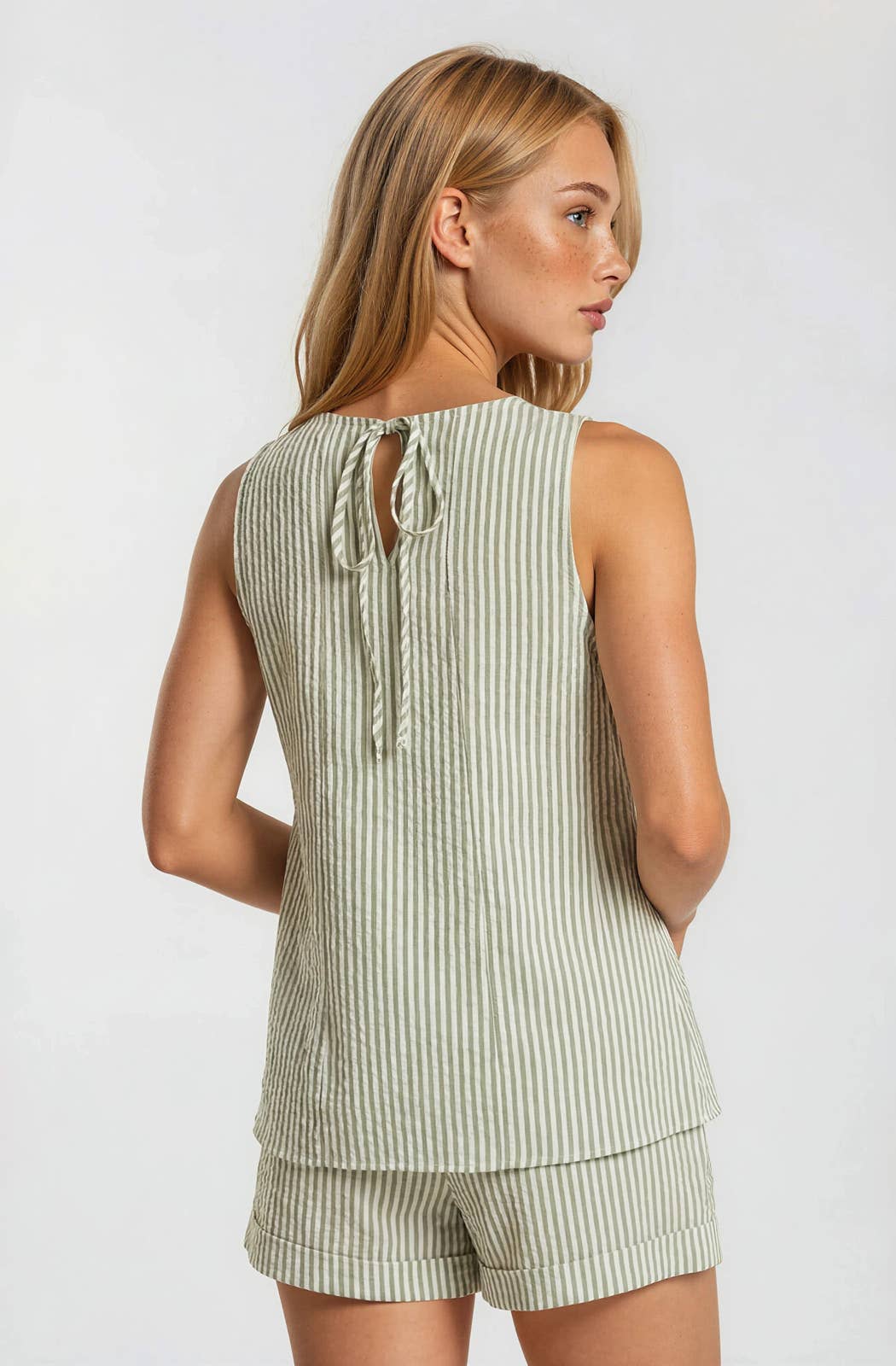 A LINE VERTICAL SEAM TOP & PATCH POCKET STRIPE SHORTS
